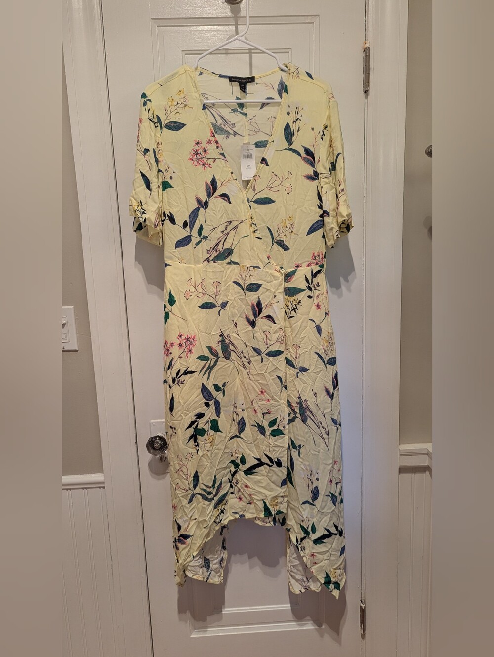 NWT Light Yellow Floral Wrap Maxi Dress with Short Sleeves